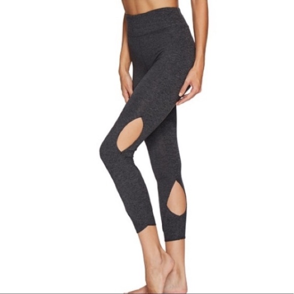 𝅺FREE PEOPLE Halo Cut Out Gray Charcoal Leggings Medium - Picture 1 of 13